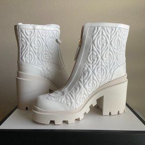 NIB Gucci G Rhombus Boots